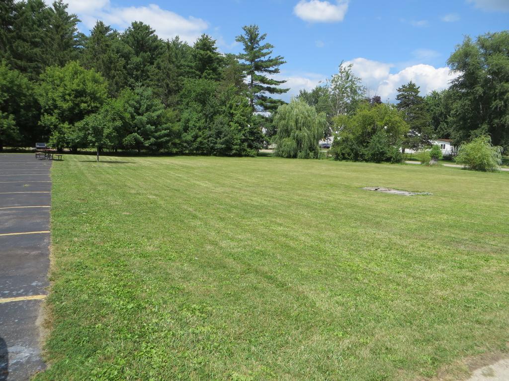 Malibu Inn Lake Delton Exterior photo